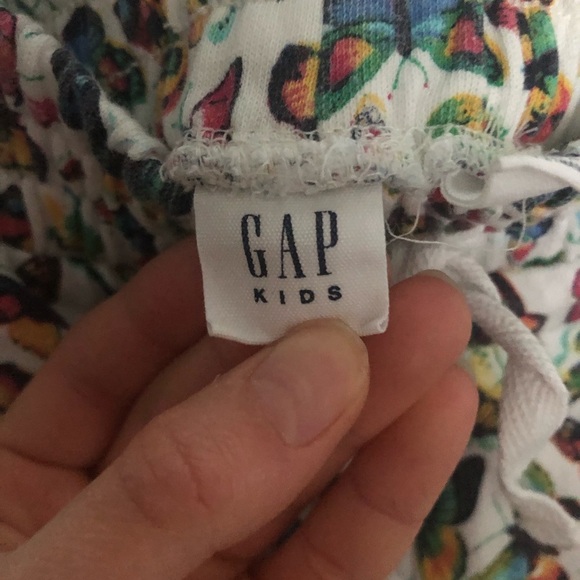 GAP Kids Girls’ Butterfly Shorts - Picture 3 of 4